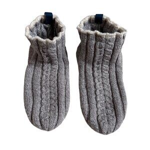 Bombas Women’s Cable Knit Gripper Slipper Socks (Grey) - Extra Small